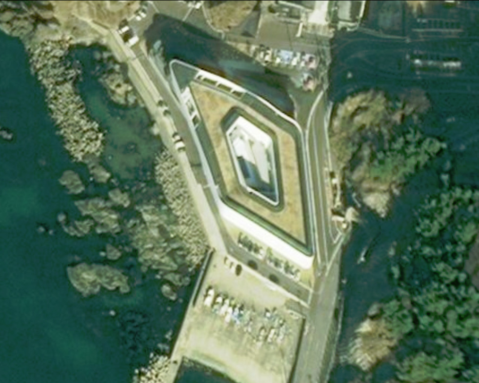 Kamo Aquarium Satellite