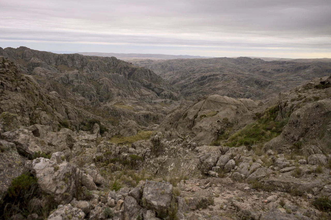 The landscape alongside a trail from the refuge of Casas Nuevas towards Cerro Mogote in the Los Gigantes massif in the province of Córdoba, Argentina.