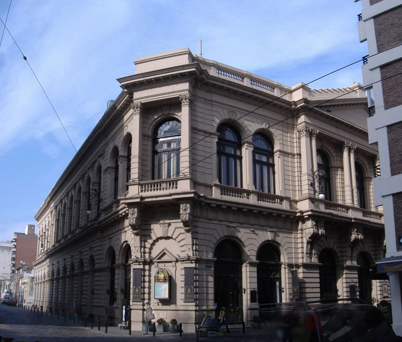 Teatro El Círculo, a theater in Rosario, Argentina. Assembled from several pictures using AutoStitch.