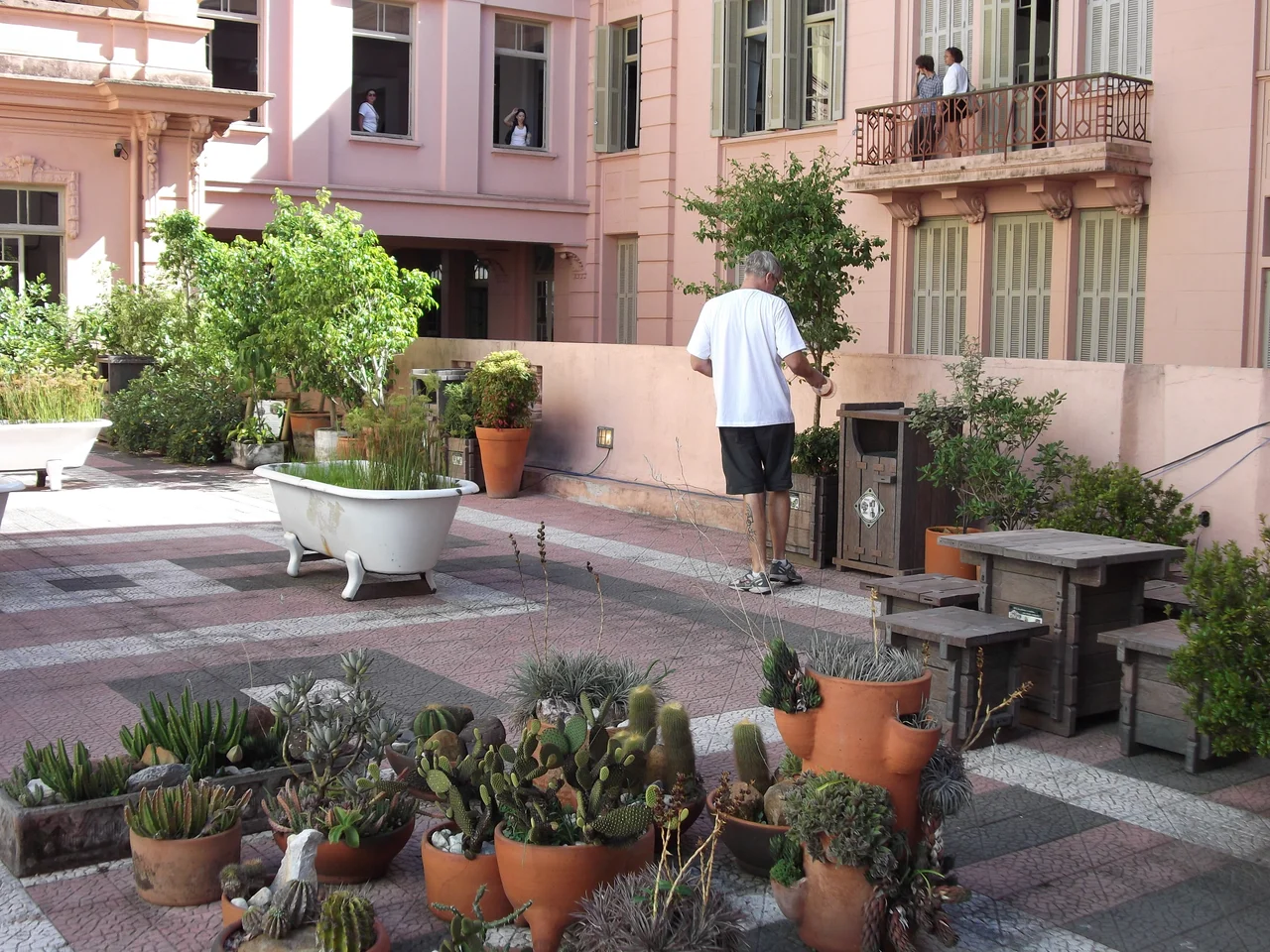 Casa de Cultura Mario Quintana - Jardim Jose Lutzenberger