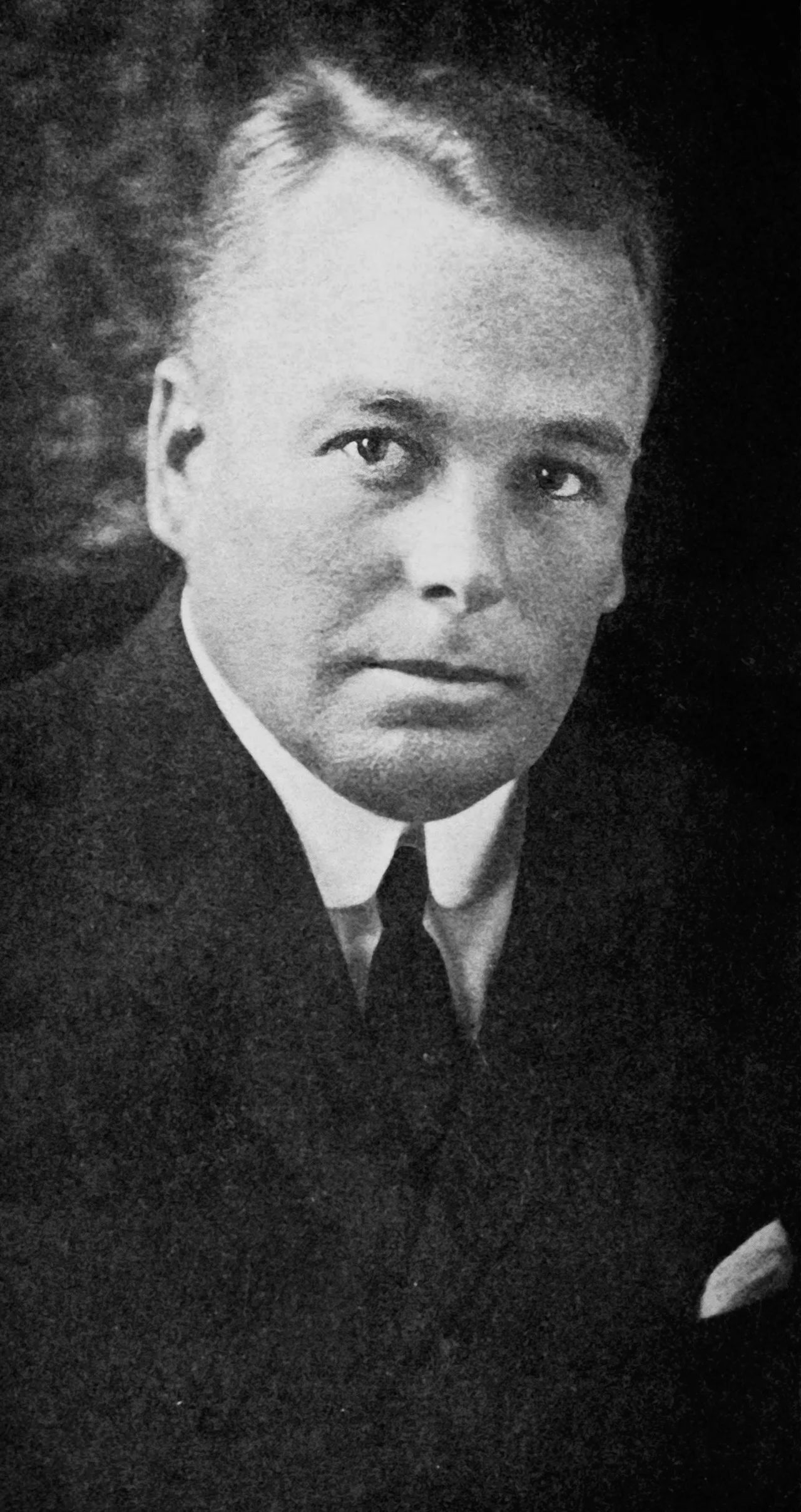 Frank Fowler Baldwin (1876-1960) was son of Henry Perrine Baldwin, founder of Alexander & Baldwin. He became President of Kahului Railroad in 1910, and of the Hawaiian Commercial & Sugar Company (HC&S) when Henry Perrine died in 1911. In 1948 Frank combined HC&S with Maui Agricultural Company to become Hawaii's largest sugar producer.