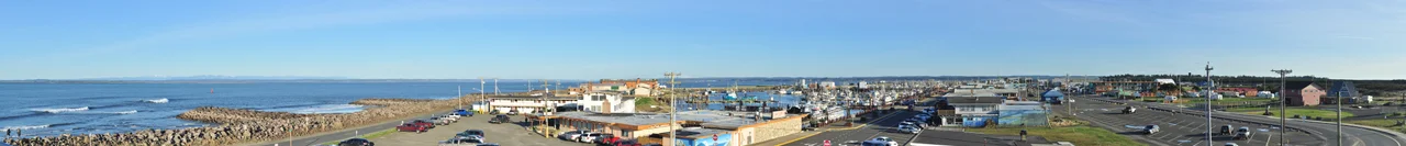 The marina district of en:Westport, Washington, taken from a watchtower facing en:Gray's Harbor.