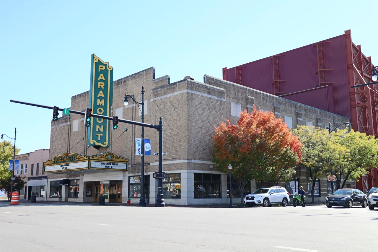 Paramount Arts Center