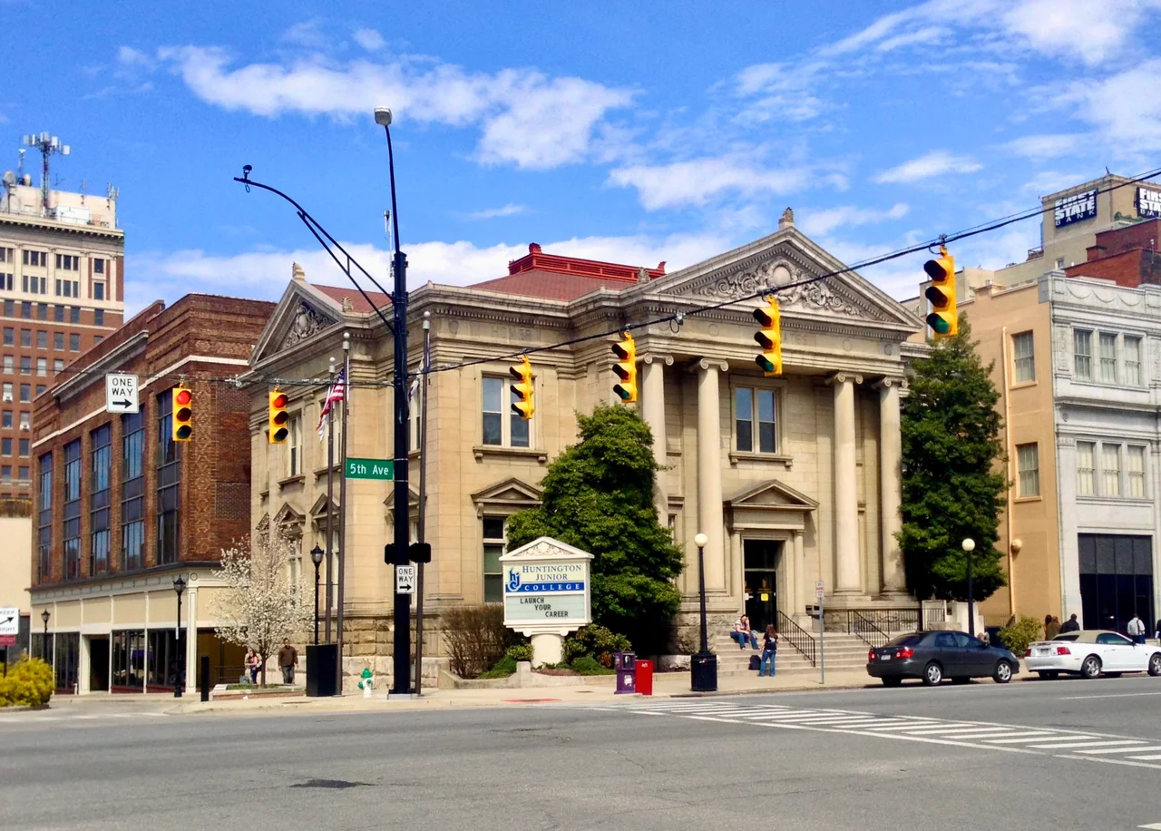 The Carnegie Public Library in Huntington, West Virginia in 2014.