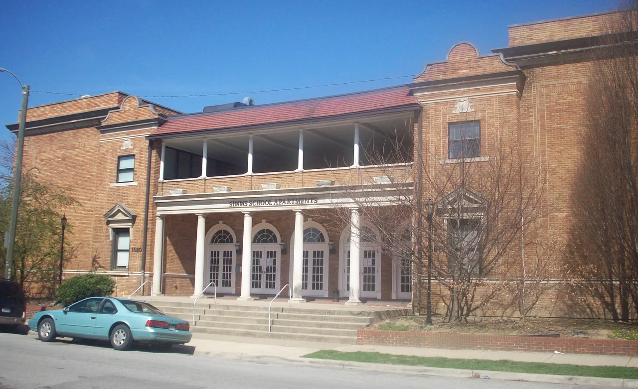 Photo of the Simms School building located in the Fairfield West neighborhood of Huntington, West Virginia. The photo was taken from across 11th Ave.