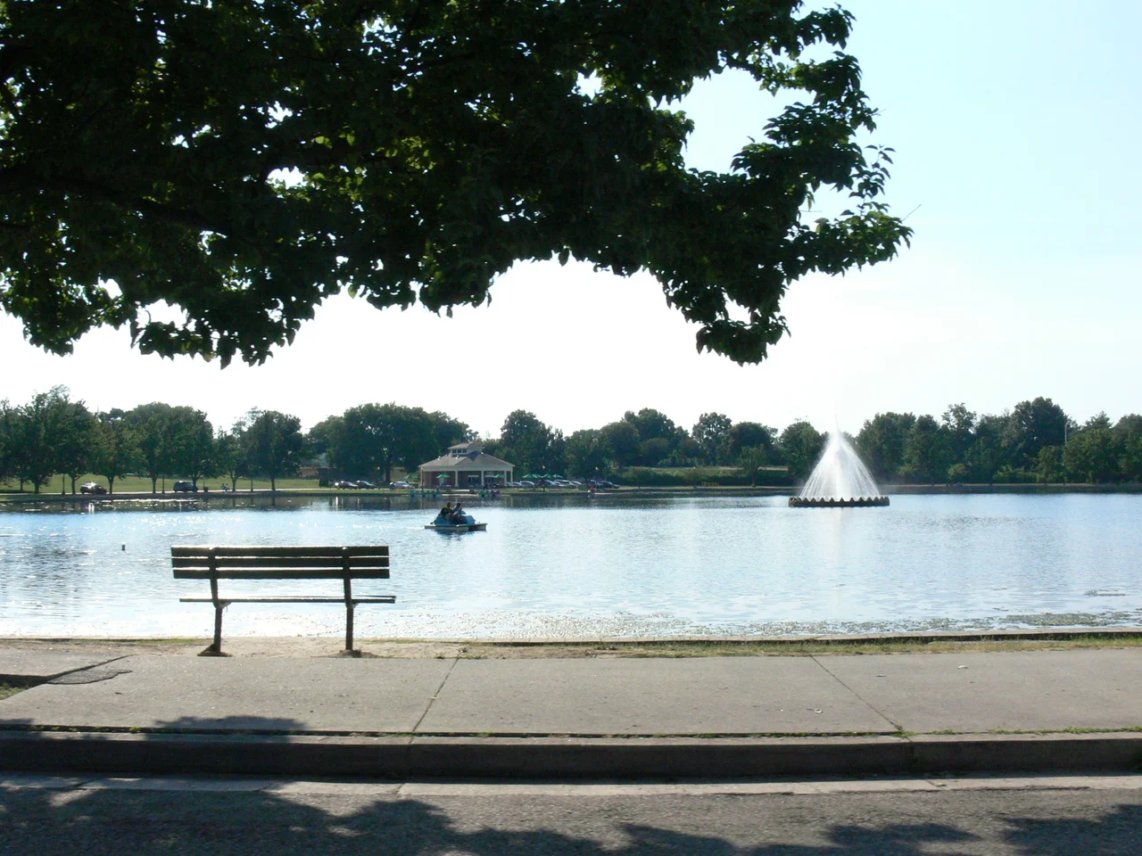 The Fountain Lake at Byrd Park in Richmond, Virginia. (Cropped and rotated)