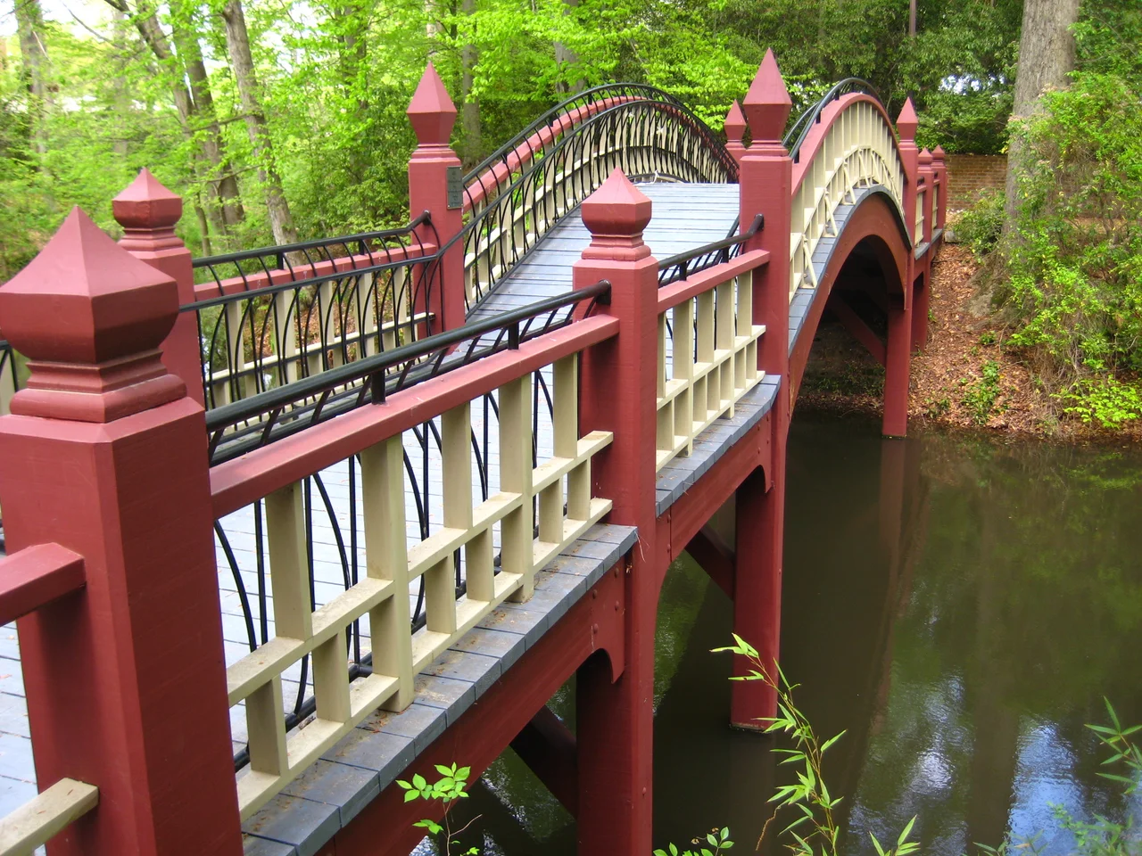 The Crim Dell Bridge at the College of William & Mary in Williamsburg, Virginia, USA.