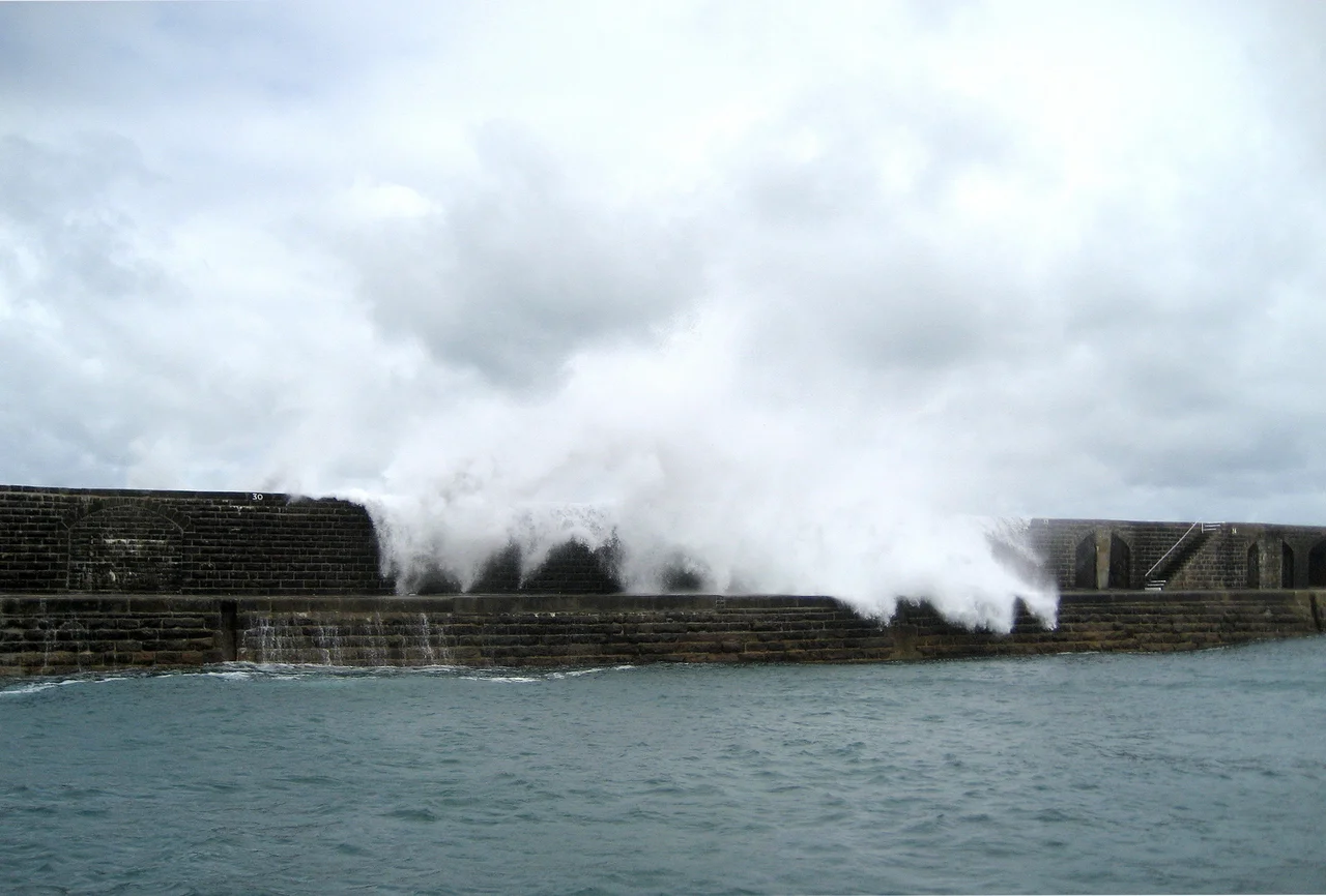 Breakwater of Alderney, Braye Harbour