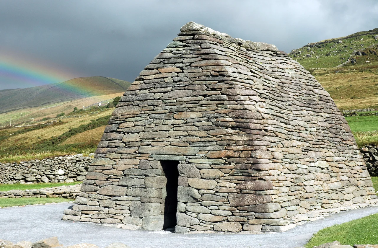 Gallarus Oratory, Dingle Peninsula, Co. Kerry, Ireland.