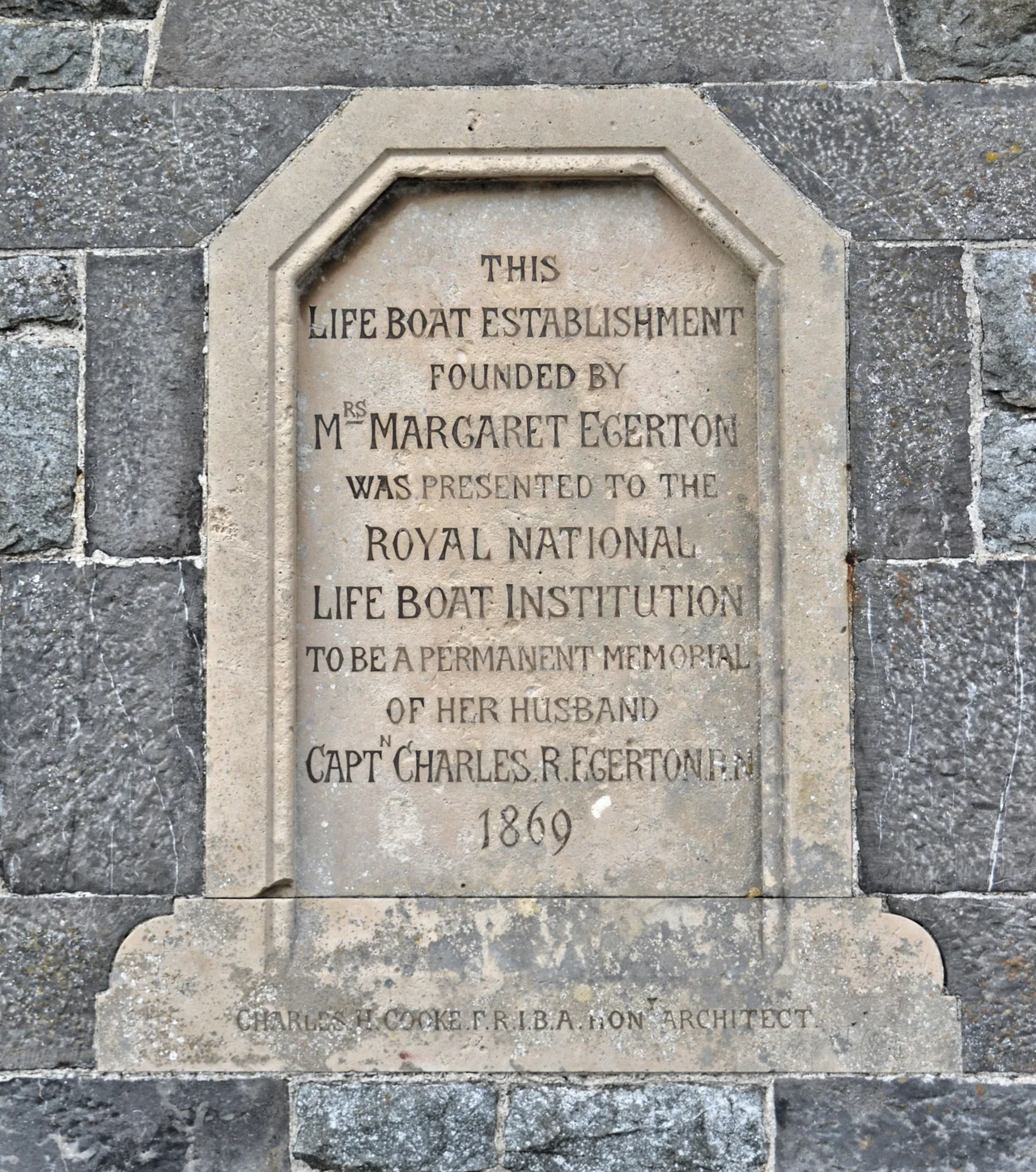 Dedication stone, Solva lifeboat station