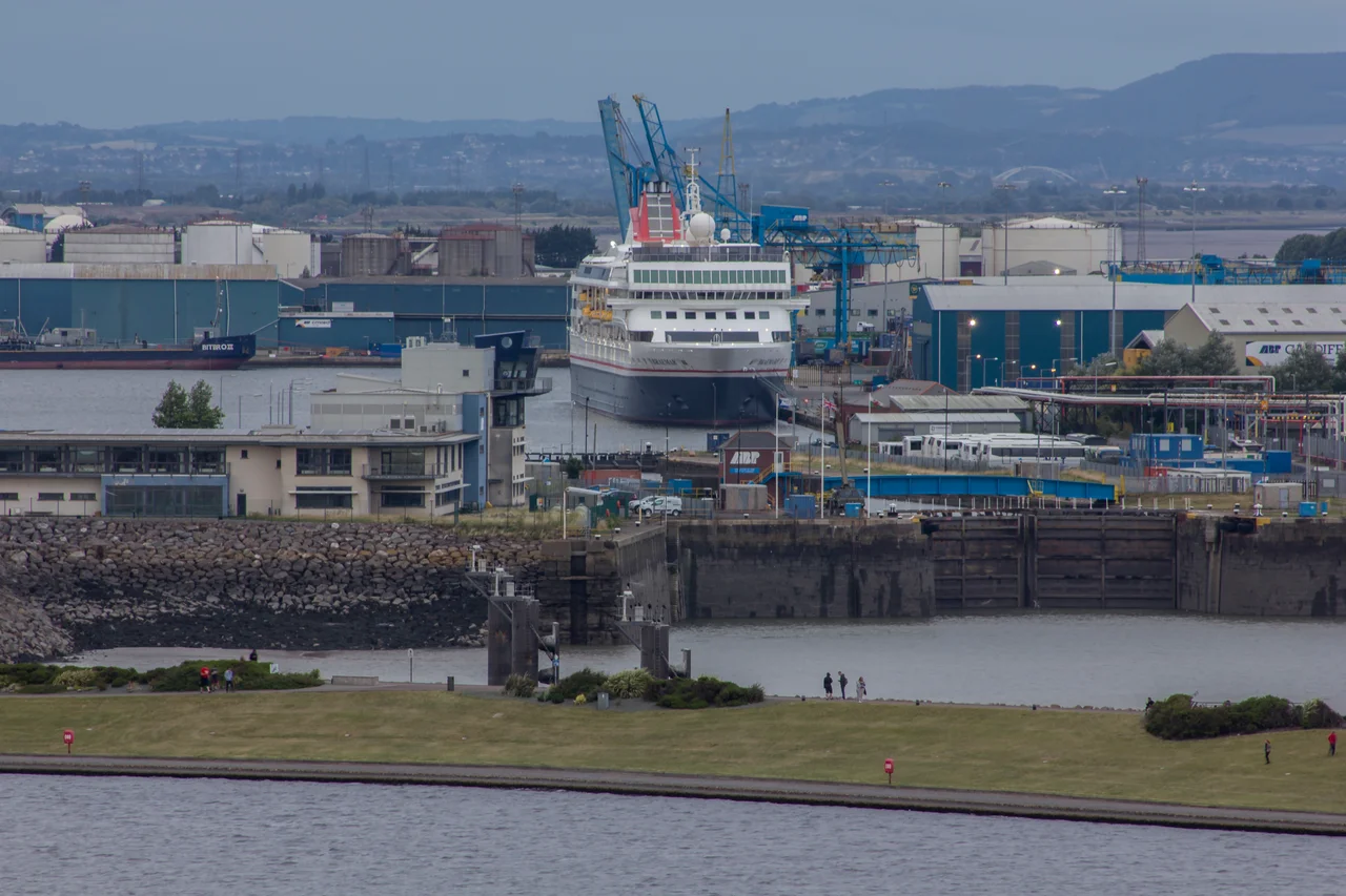 A view of Cardiff Bay Barrage and the city's docks. At the bottom of the photo can be seen the freshwater bay (now separated from the sweater on the other side of the barrage).
The cruise ship Braemar can be seen in the docks - I don't know whether it was here as part of a cruise or here for another reason such as receiving repairs.