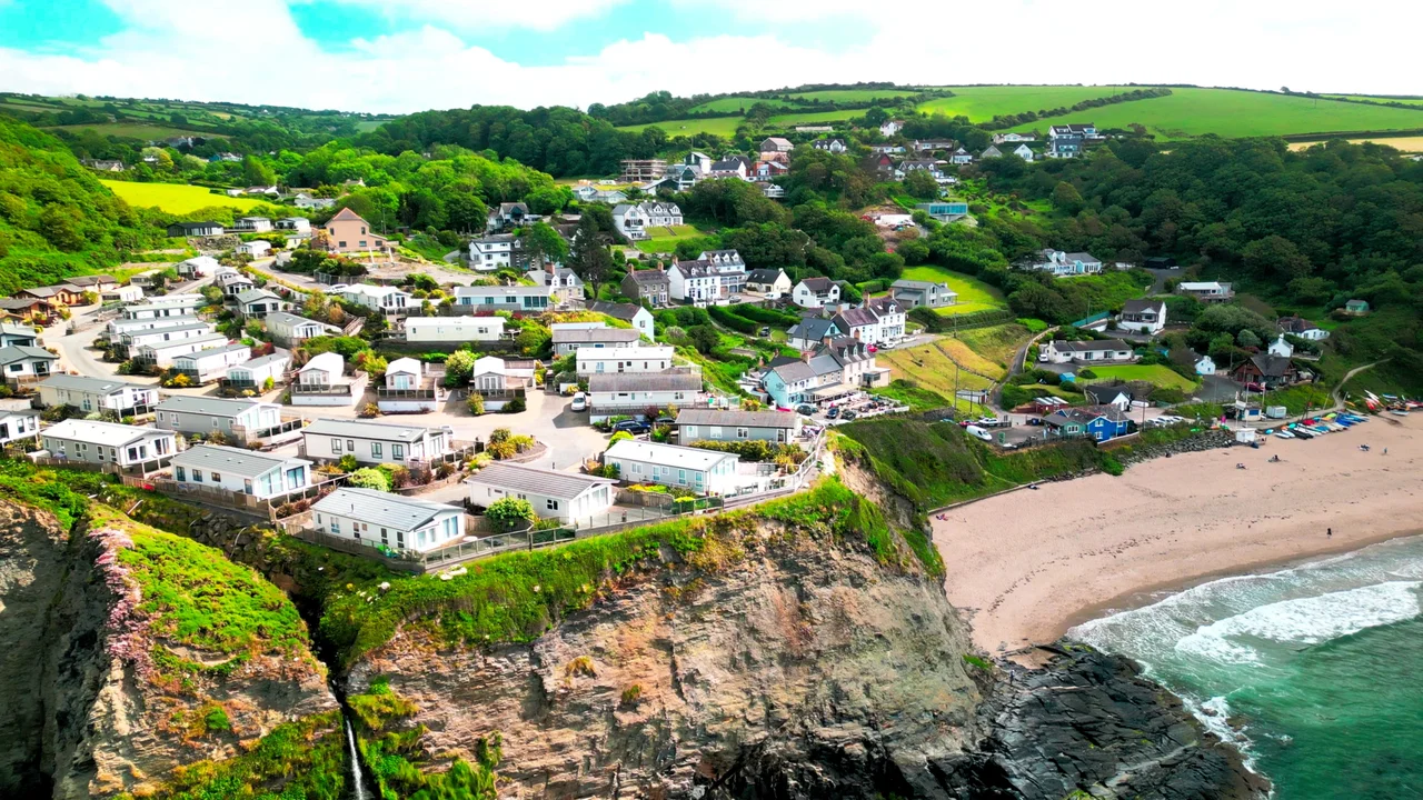 Tresaith, Ceredigion, in the country of Wales.
SAC Special Areas of Conservation: West Wales Marine / Gorllewin Cymru Forol
SAC Special Areas of Conservation: Cardigan Bay / Bae Ceredigion
