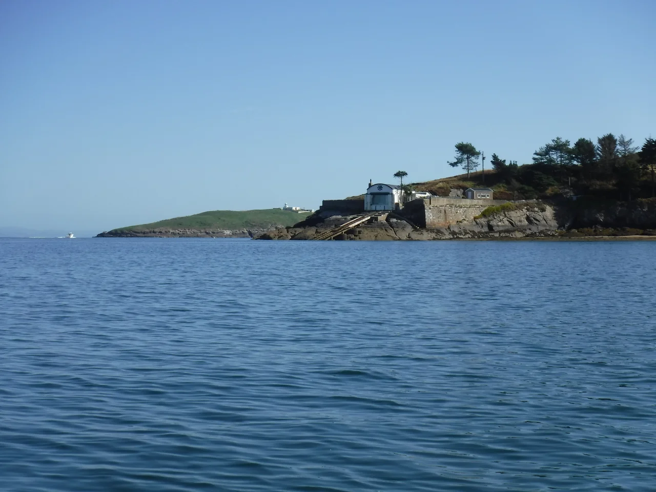 The old lifeboat station on Penrhyn Du