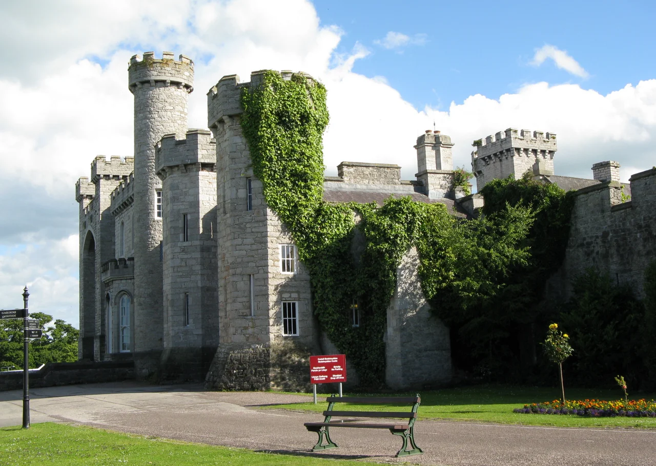 Part of Bodelwyddan Castle, Denbighshire, Wales. Owned by Warner Leisure Holidays, a company of the Bourne Leisure Group. Photographed by Adrian Pingstone in June 2008 and placed in the public domain.