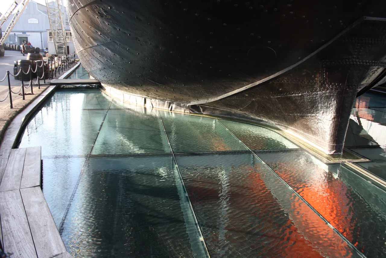 SS Great Britain, showing the 'false sea' that effectively seals the lower hull from the air