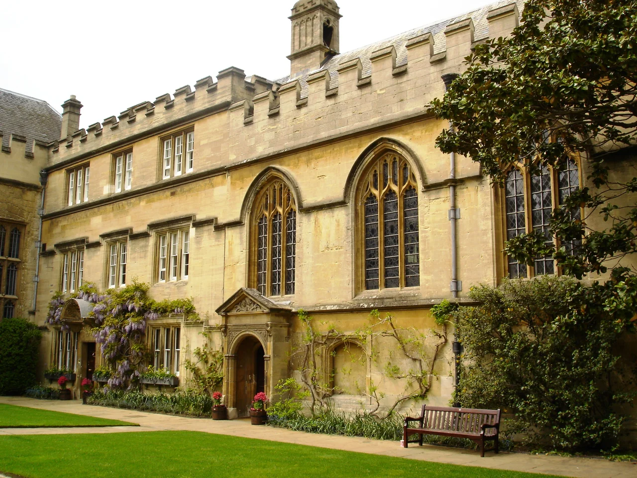 The Principal's Lodgings (left) and chapel (right) of Jesus College.