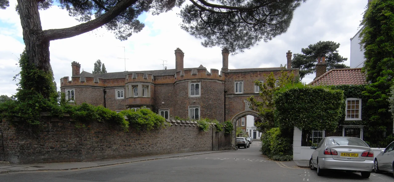 Richmond Palace (remains), Richmond Green, London