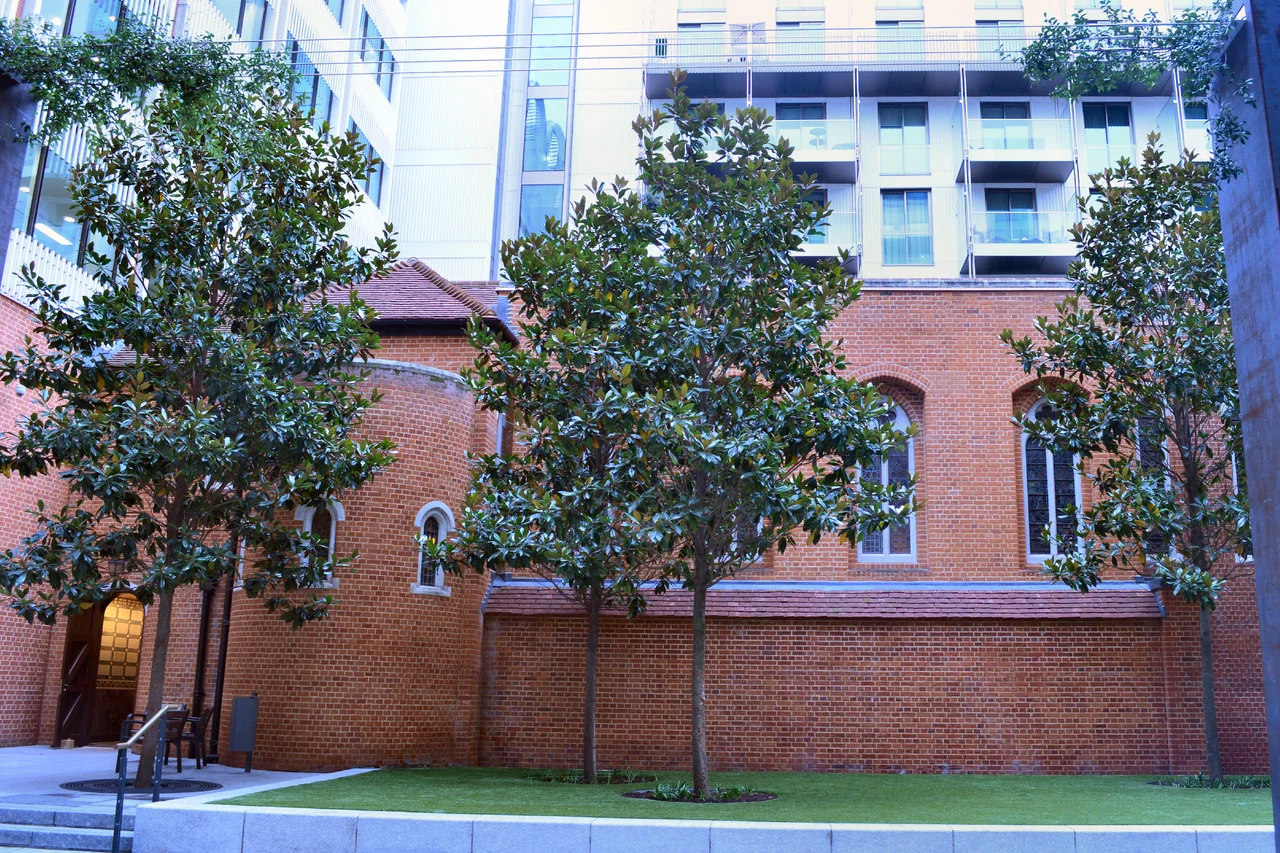 Fitzroy Place, Fitzrovia Chapel