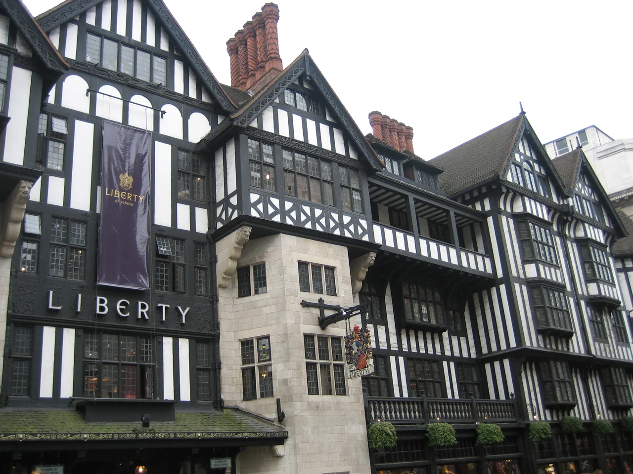 en:Liberty (department store)