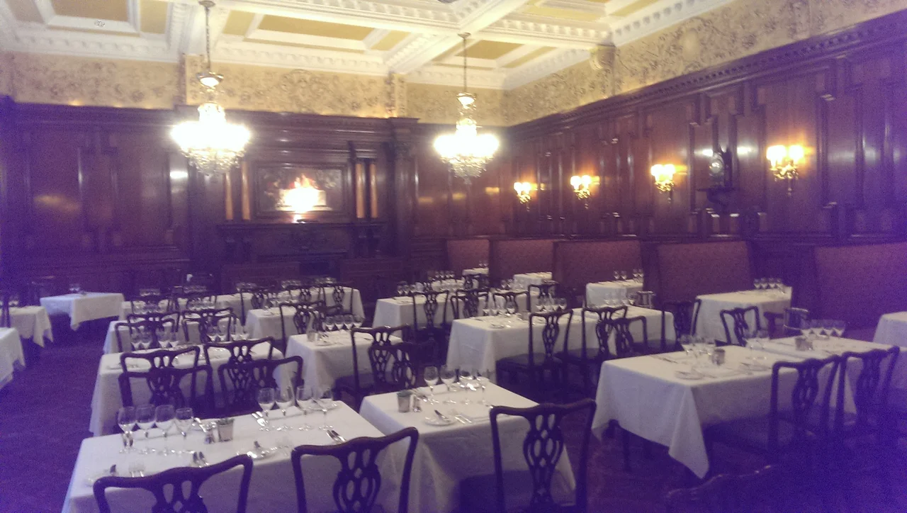 Grand Divan, Simpson's-in-the-Strand, London