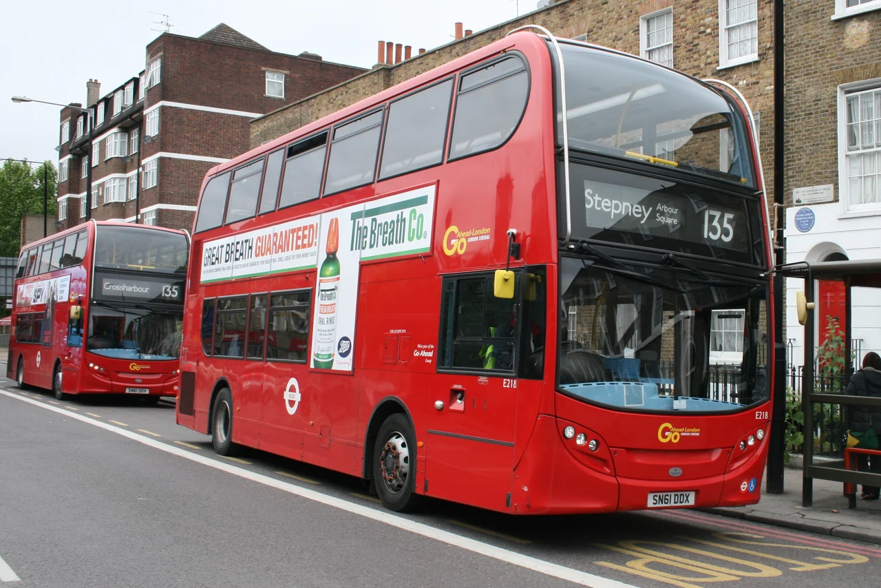 E218: SN61 DDX
E217: SN61 DDV