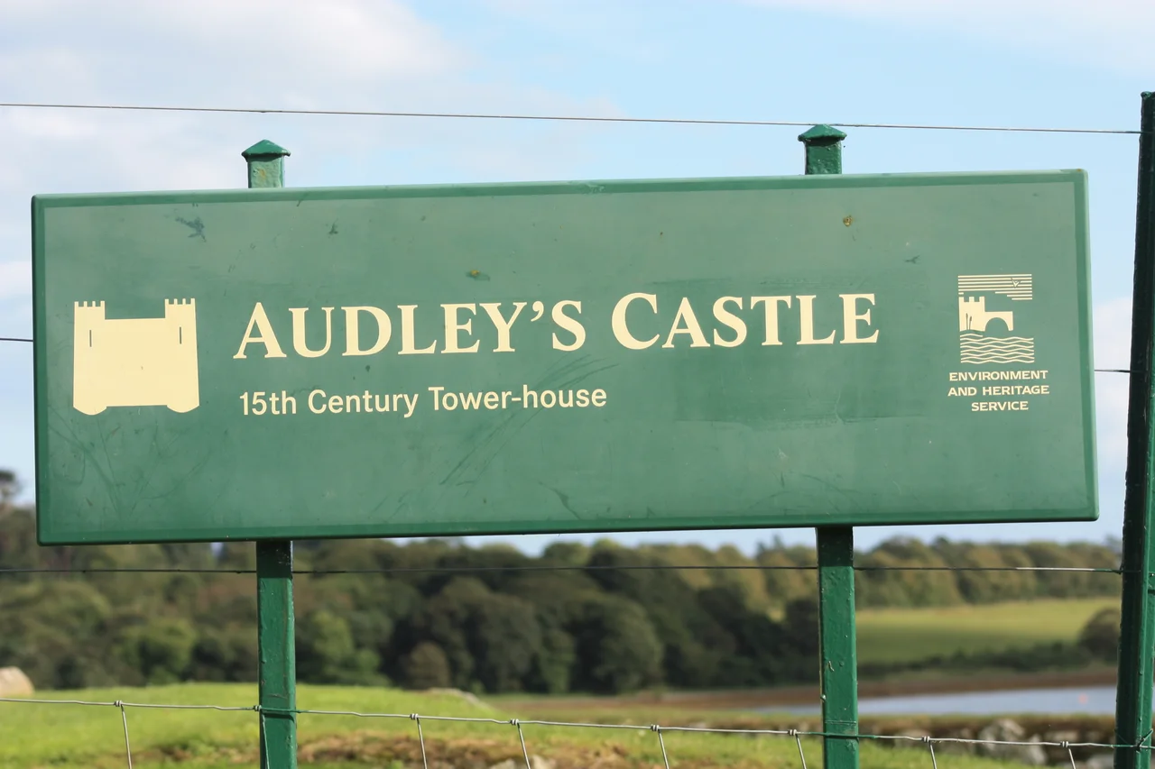 Sign at Audley's Castle, County Down, Northern Ireland, August 2009 (at the end of Audleystown Road, near Strangford)