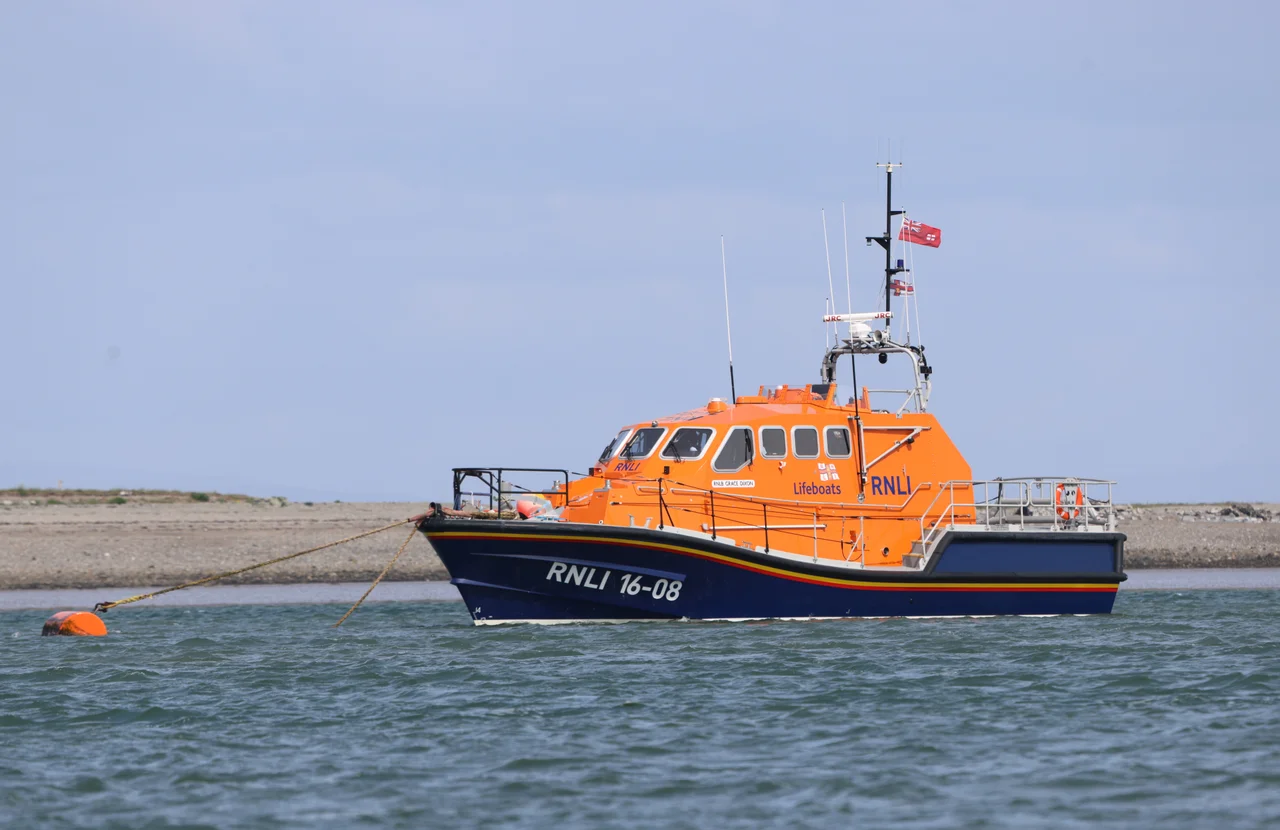 Photo of the Tamar class lifeboat Grace Dixon 16-08