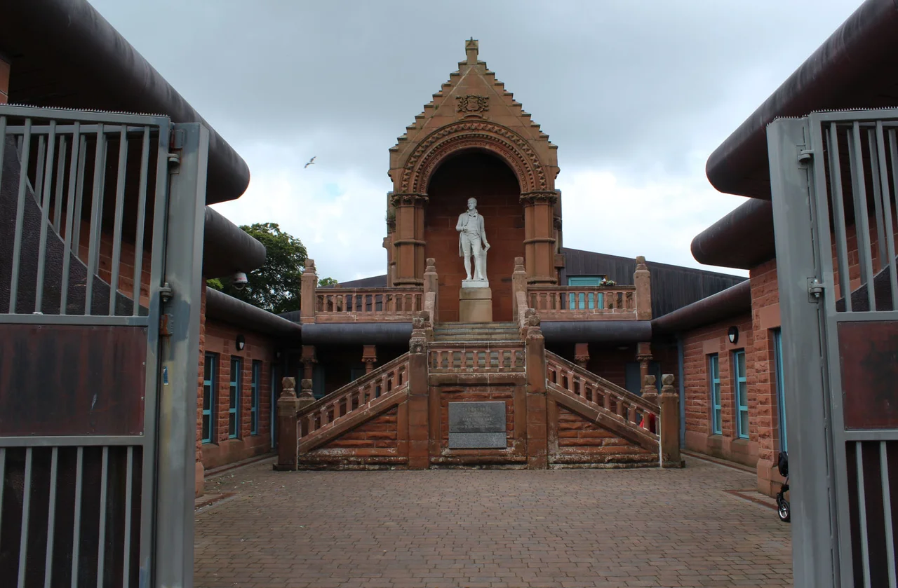 Burns Monument Centre, Kilmarnock