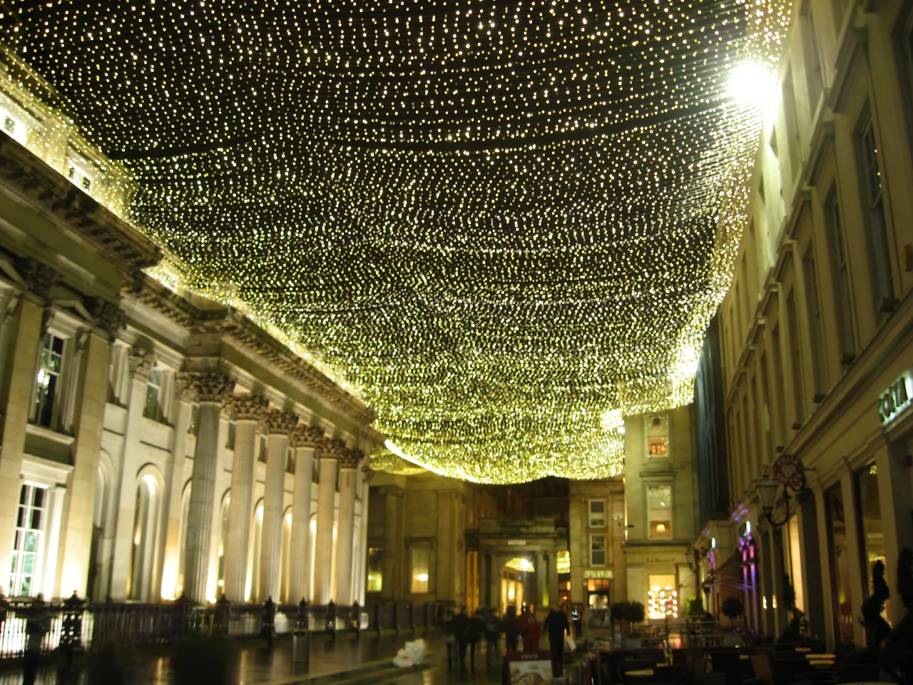 Glasgow's Merchant City at night (Royal Exchange Square)
