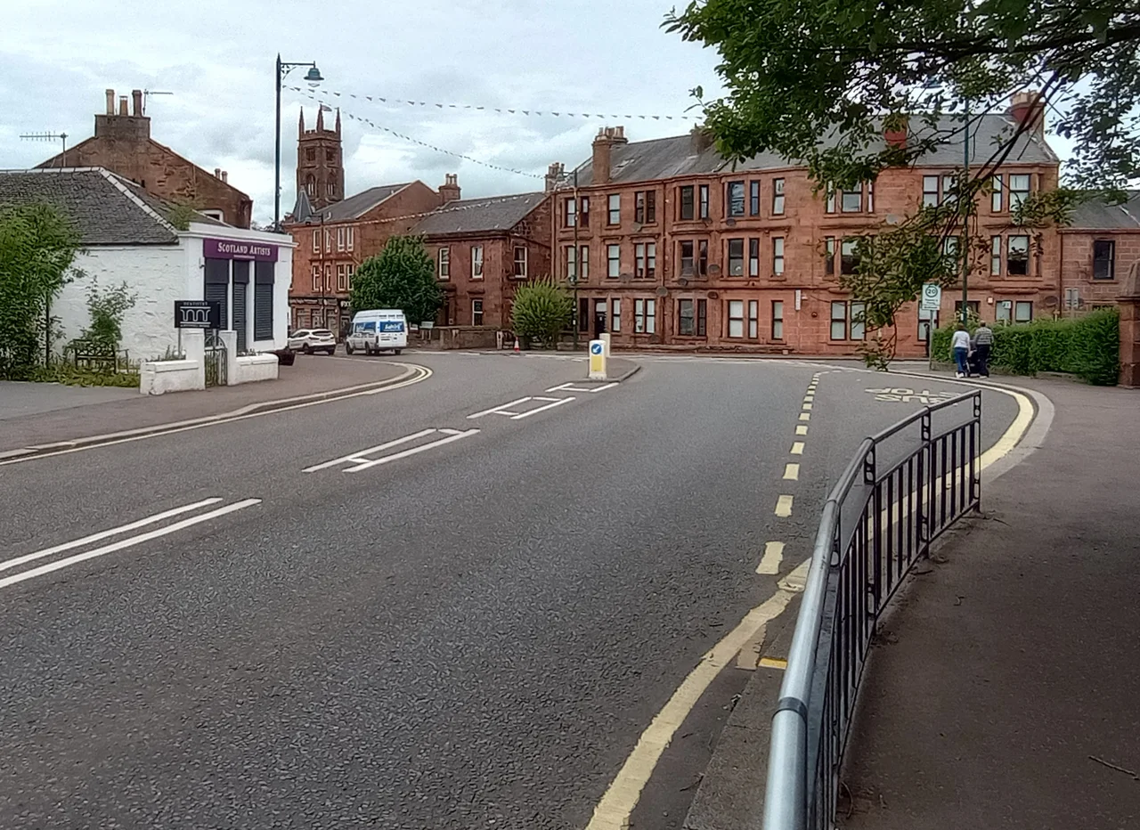The entrance to Bothwell Castle Golf Club, located on Bothwell Road.