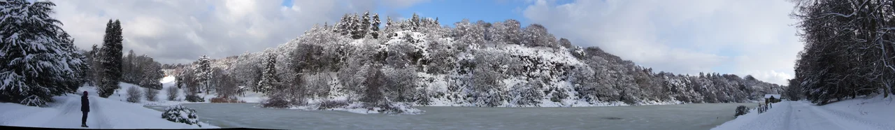 Dundas castle loch in the snow