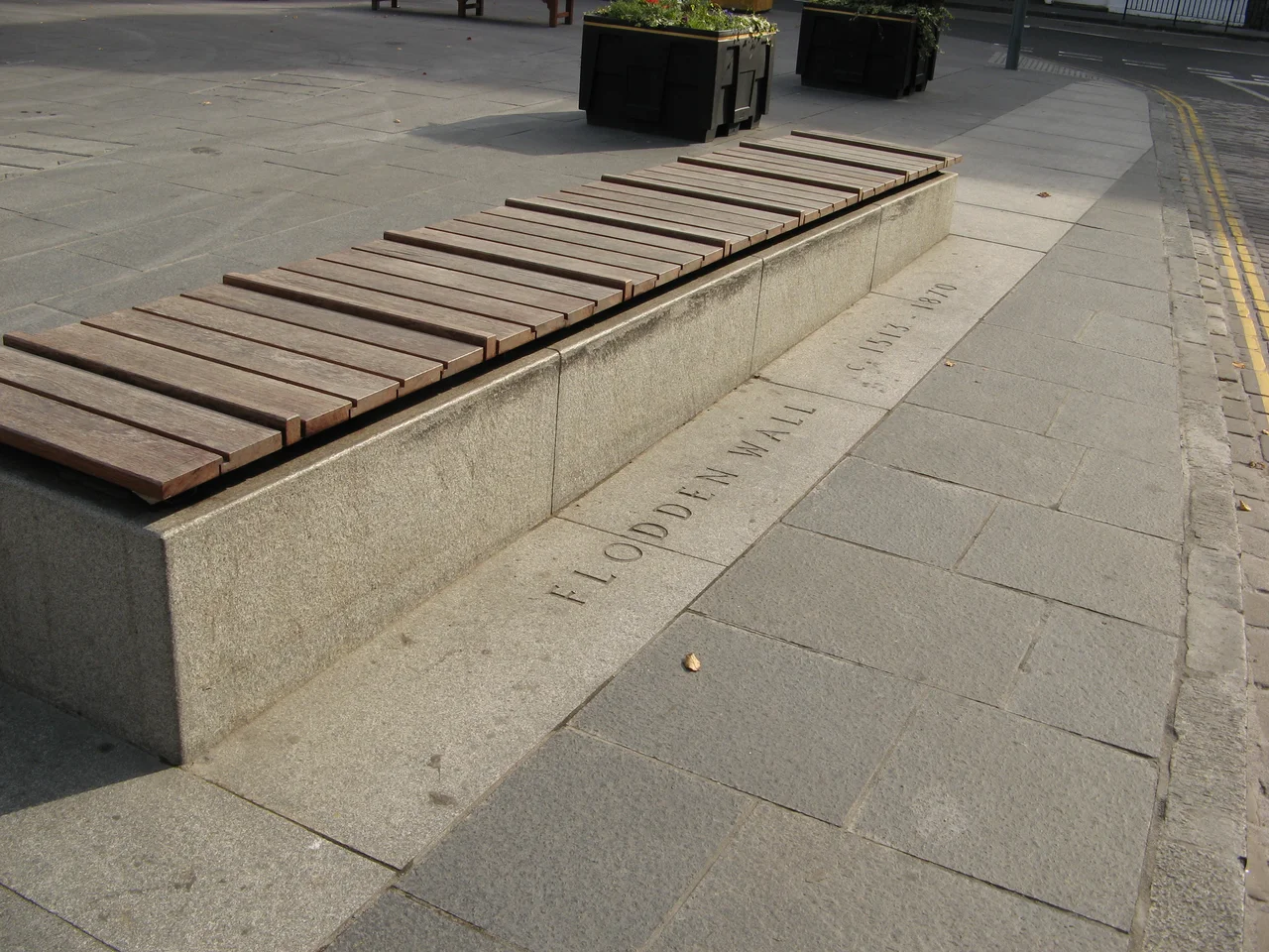 Granite paving marking the line of teh 16th-century Flodden Wall. Grassmarket, Edinburgh


Camera location55° 56′ 49.56″ N, 3° 11′ 52.08″ W View this and other nearby images on: OpenStreetMap 55.947100;   -3.197800