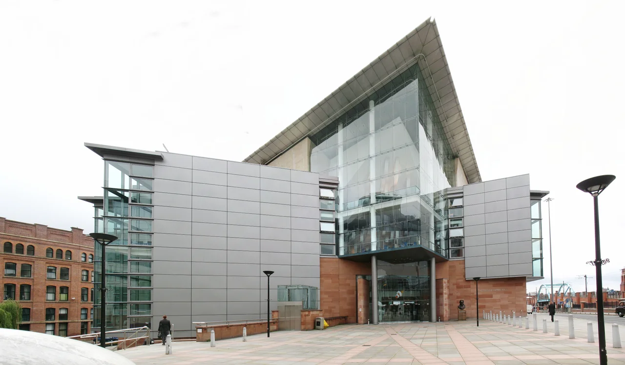 Bridgewater Hall, international concert venue for everything from brass bands to ballet; and symphonies to soul. Just visiting the building is a treat.
Bridgewater Hall's website
______________________________
Two views inside the lobby - 1 and 2.
Search Flickr for many more photos of the Hall - inside and out.
I liked Paul Hurst's concert photoshoot and his three 'snapshots' are special.
Andy Medina has some great night shots - (1) (2) (3).