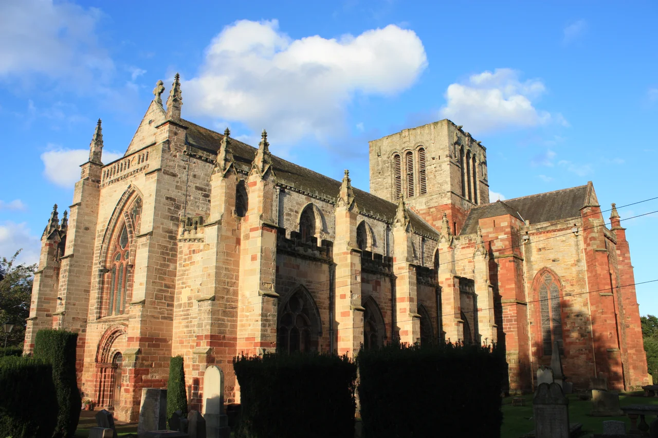 St Marys Collegiate Church, Haddington from the south west