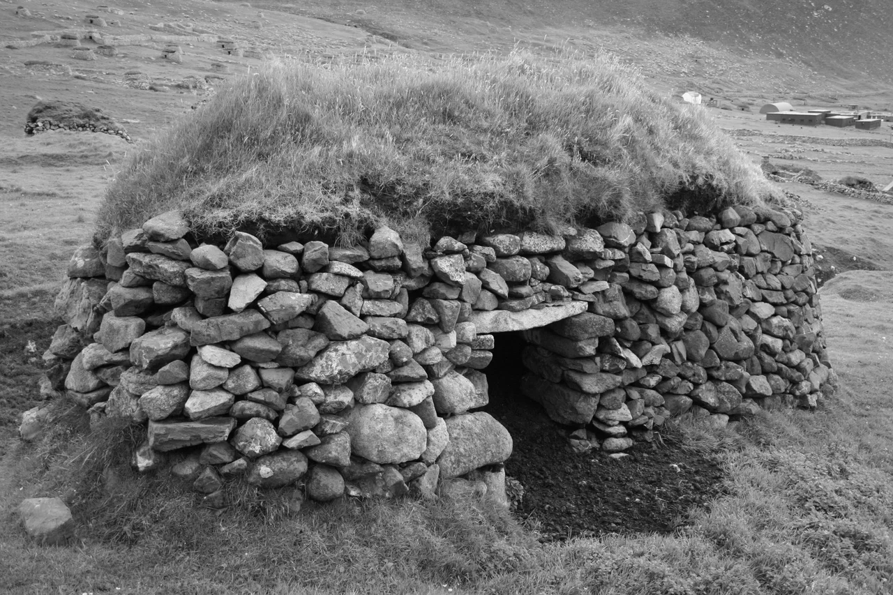 Dry stones bothy at Village Bay in Hirta, St Kilda