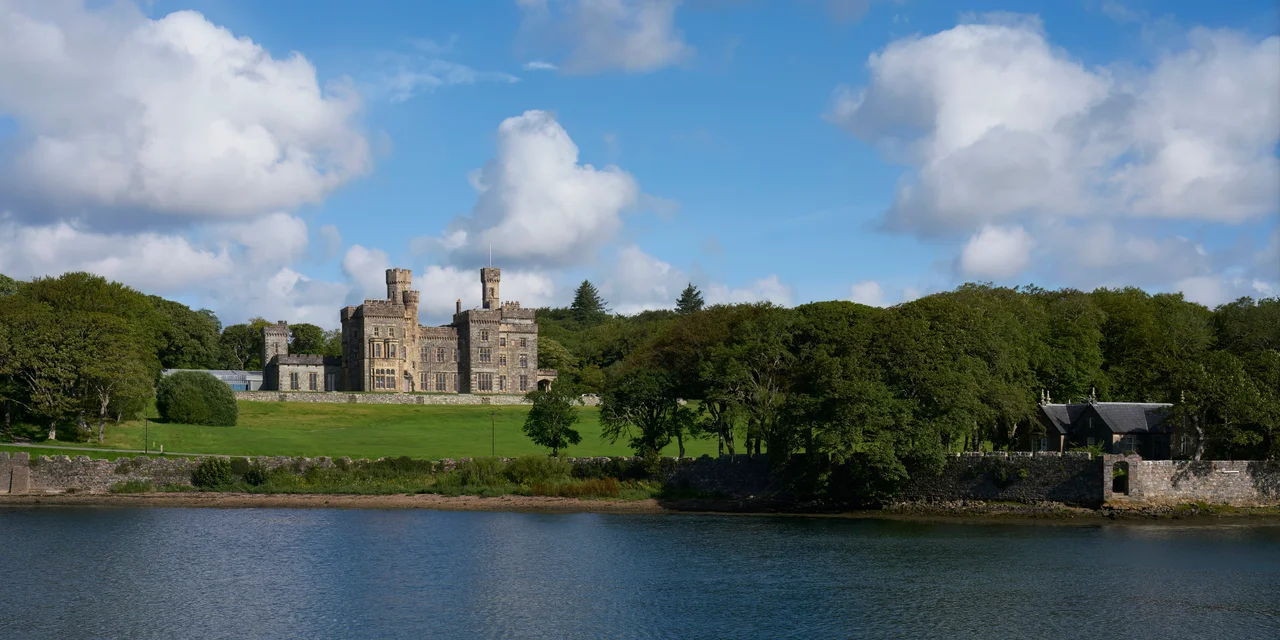 Outer Hebrides, Lewis, Stornoway, Lews Castle, Sea Gate Lodge
