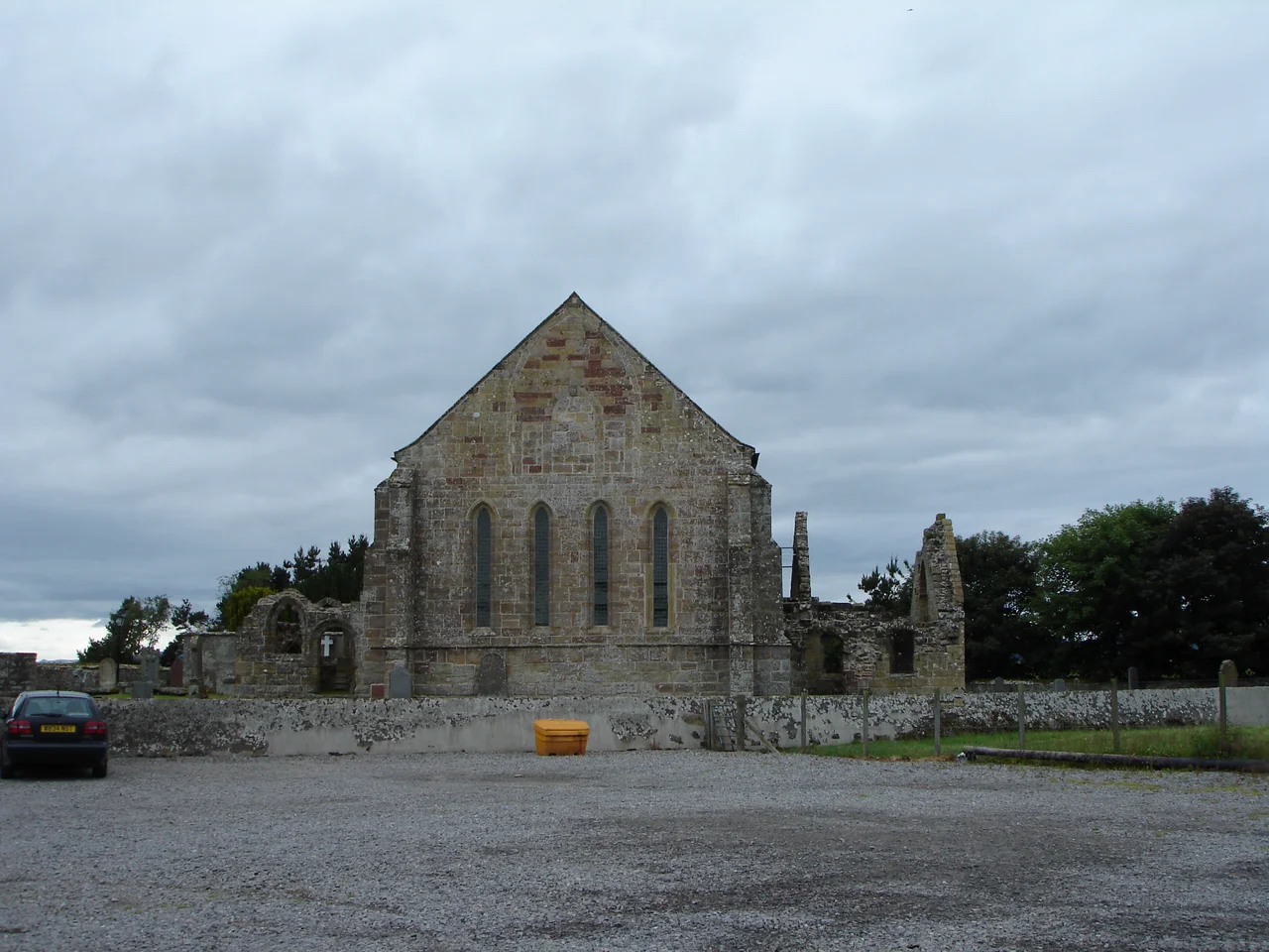 Uploader's own picture. Picture taken of en:Fearn Abbey in summer 2006.
