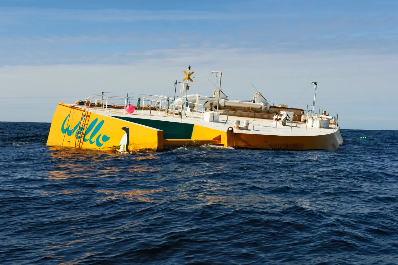 Pelamis Wave Energy Converter on site at the European Marine Energy Test Centre (EMEC).