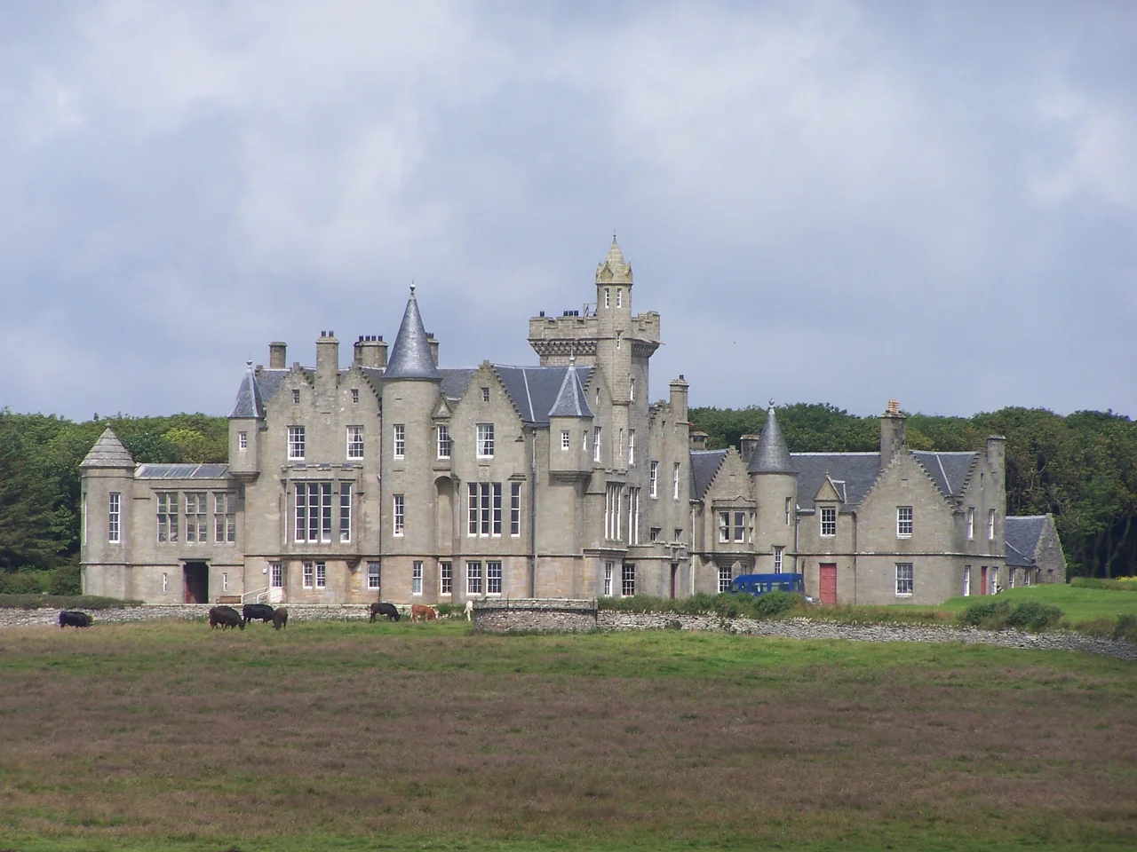 Photograph of Balfour castle on Shapinsay, taken from the ferry.