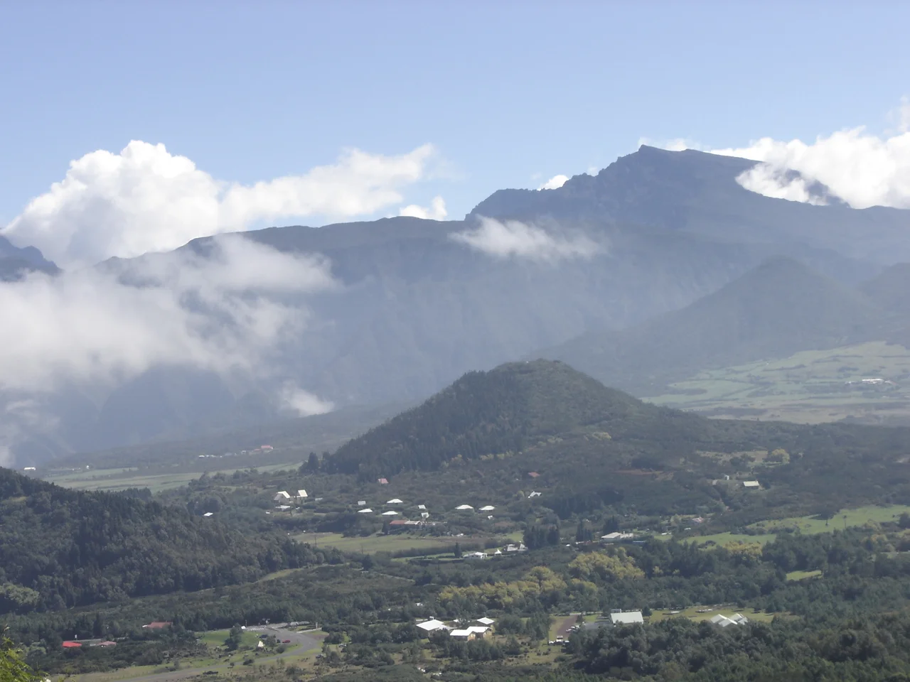 The Piton des Neiges, higher peak (3070 m) of Réunion island, seen from the area of La Plaine des Cafres (from the top of Piton Dugain)