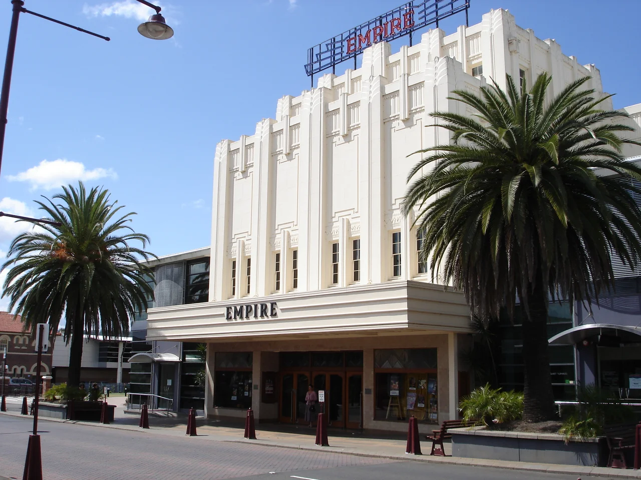 Facade of w:The Empire Theatre, Toowoomba