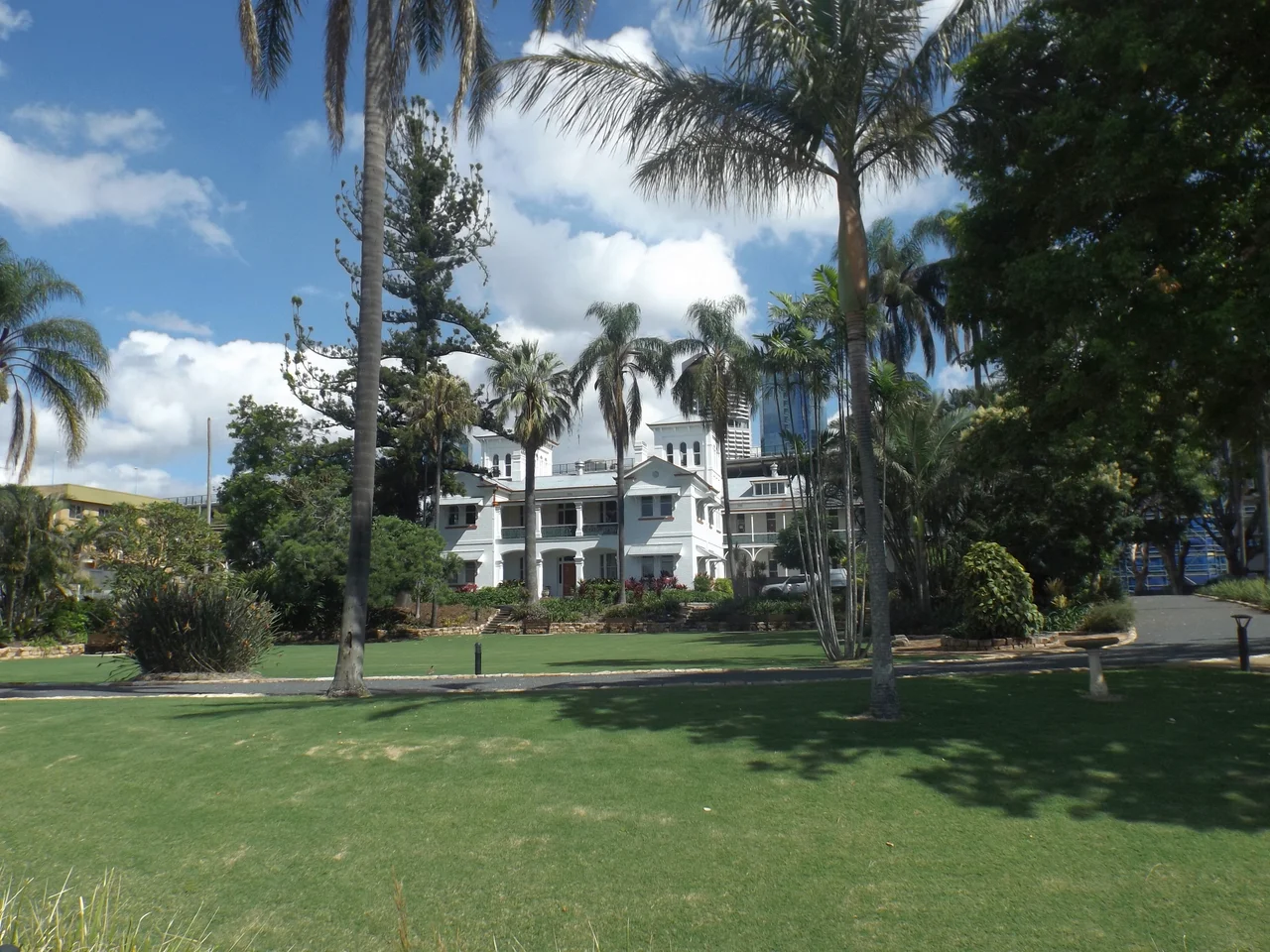 Photo of Yungaba Immigration Centre and riverside lawns at Kangaroo Point, Brisbane, Queensland, Australia.