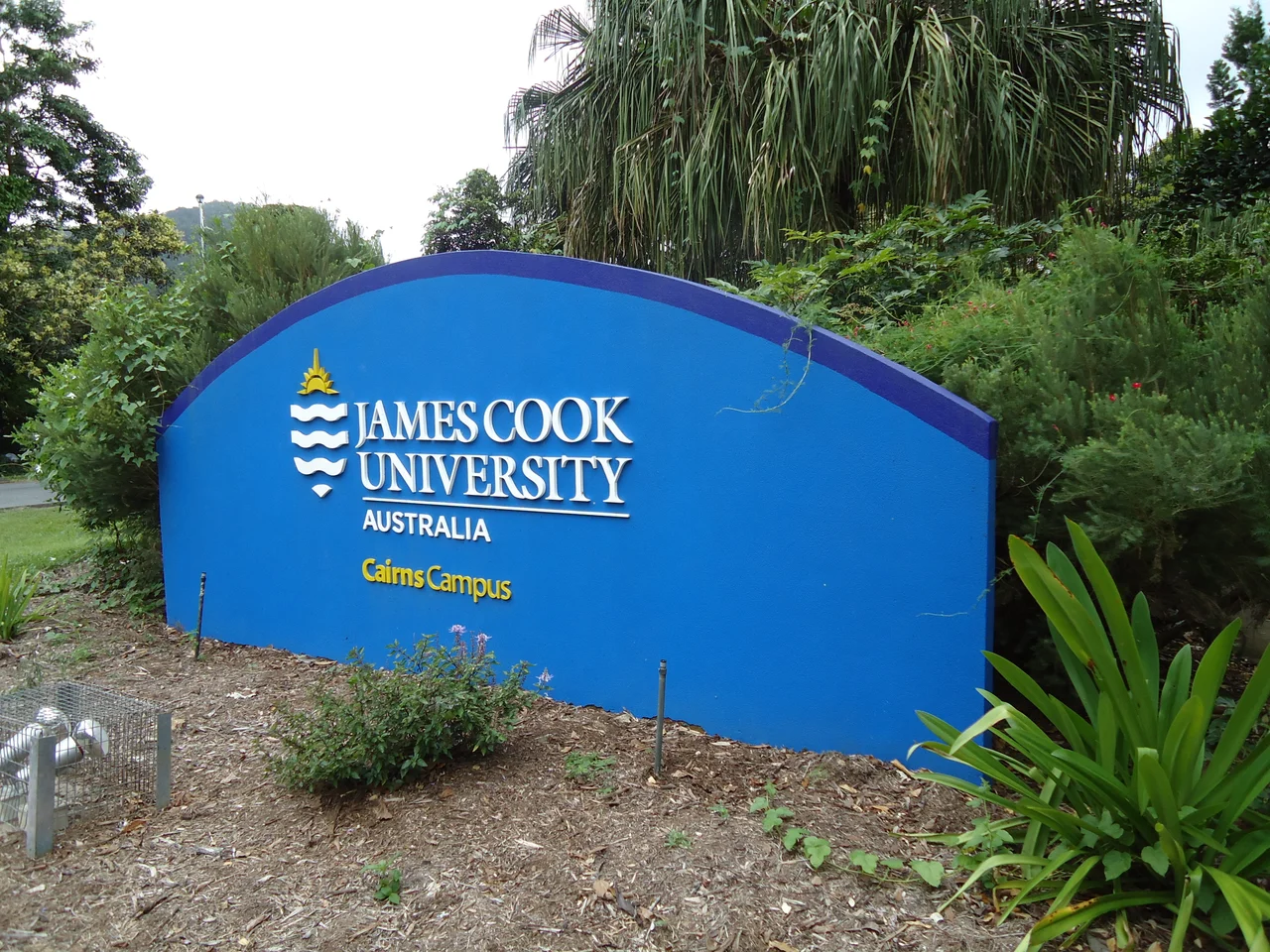 James Cook University, Cairns
