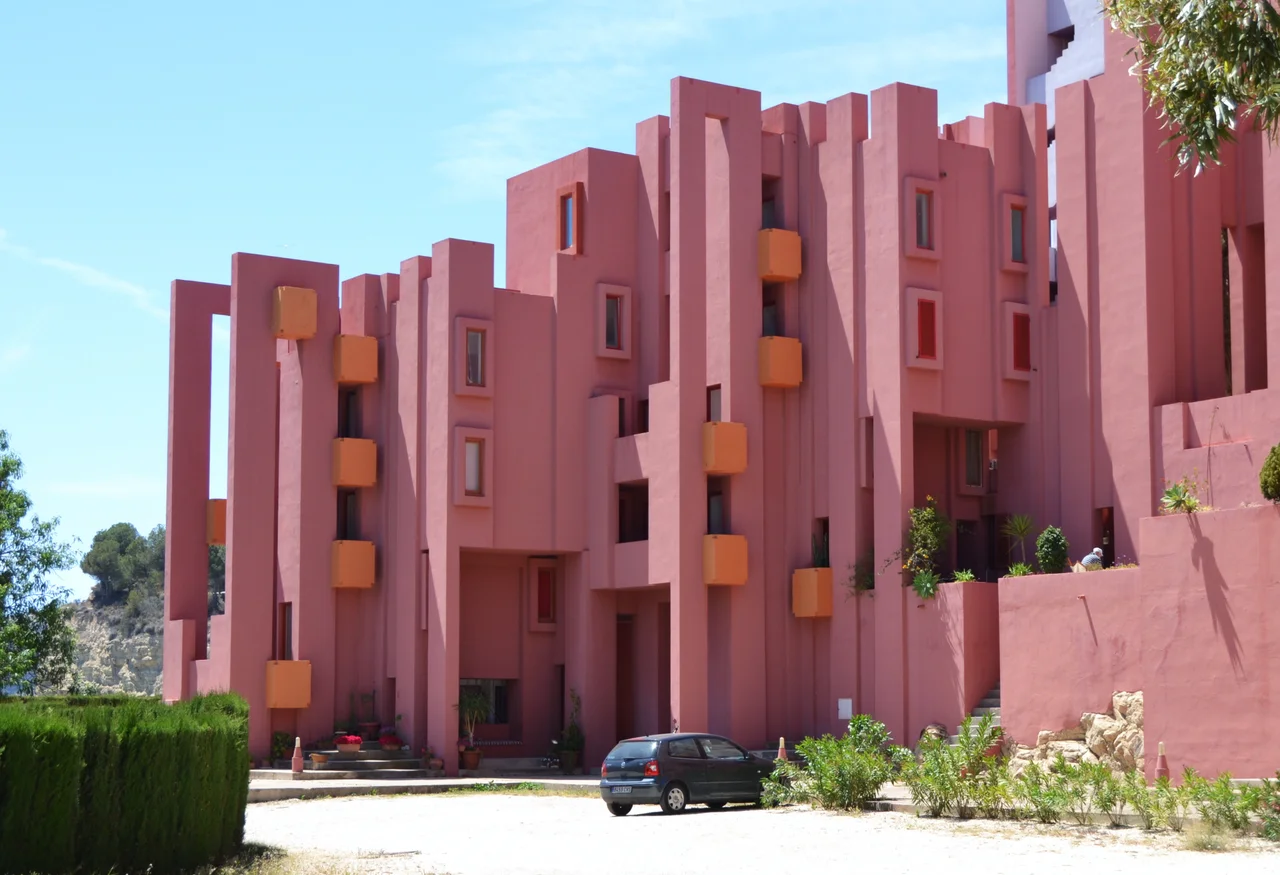Muralla Roja, Calp.