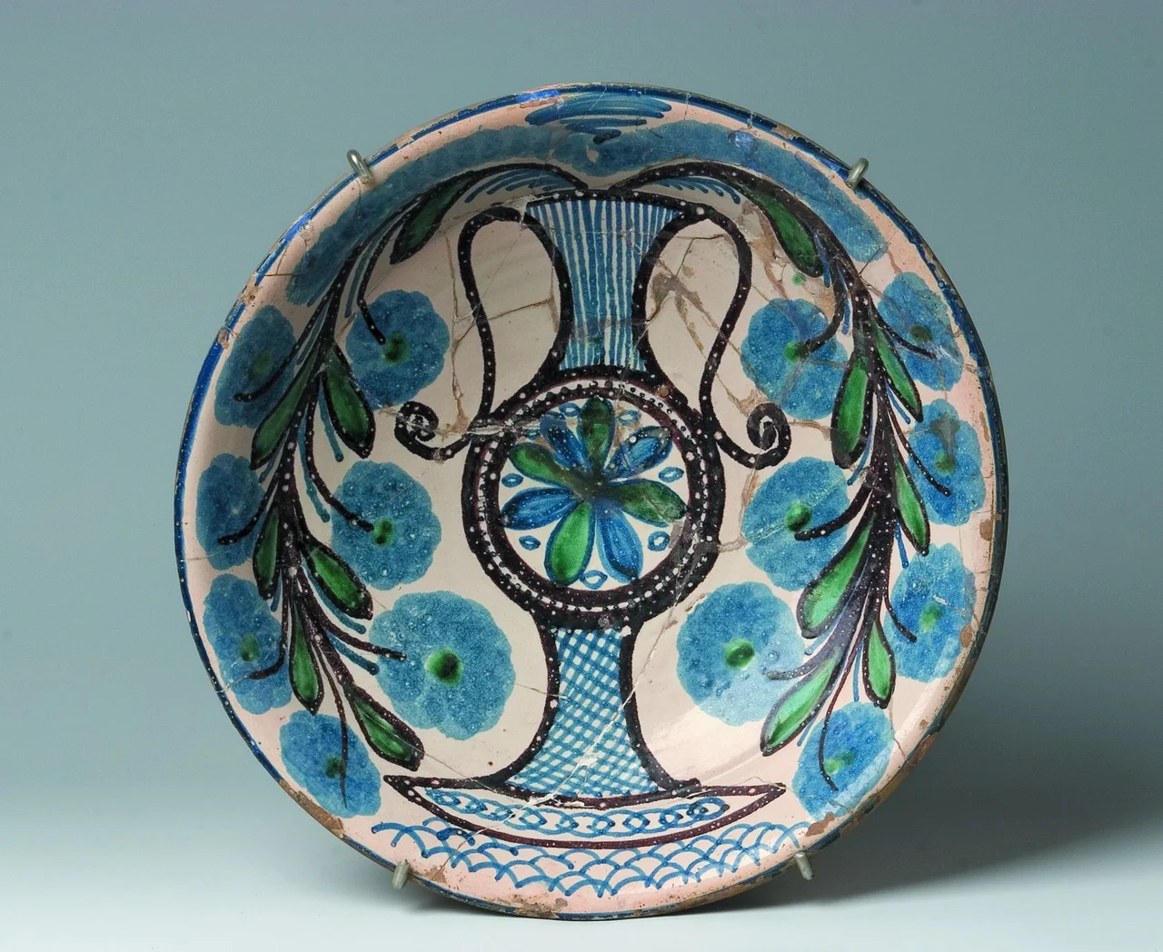 Plate. Muel, 19th century