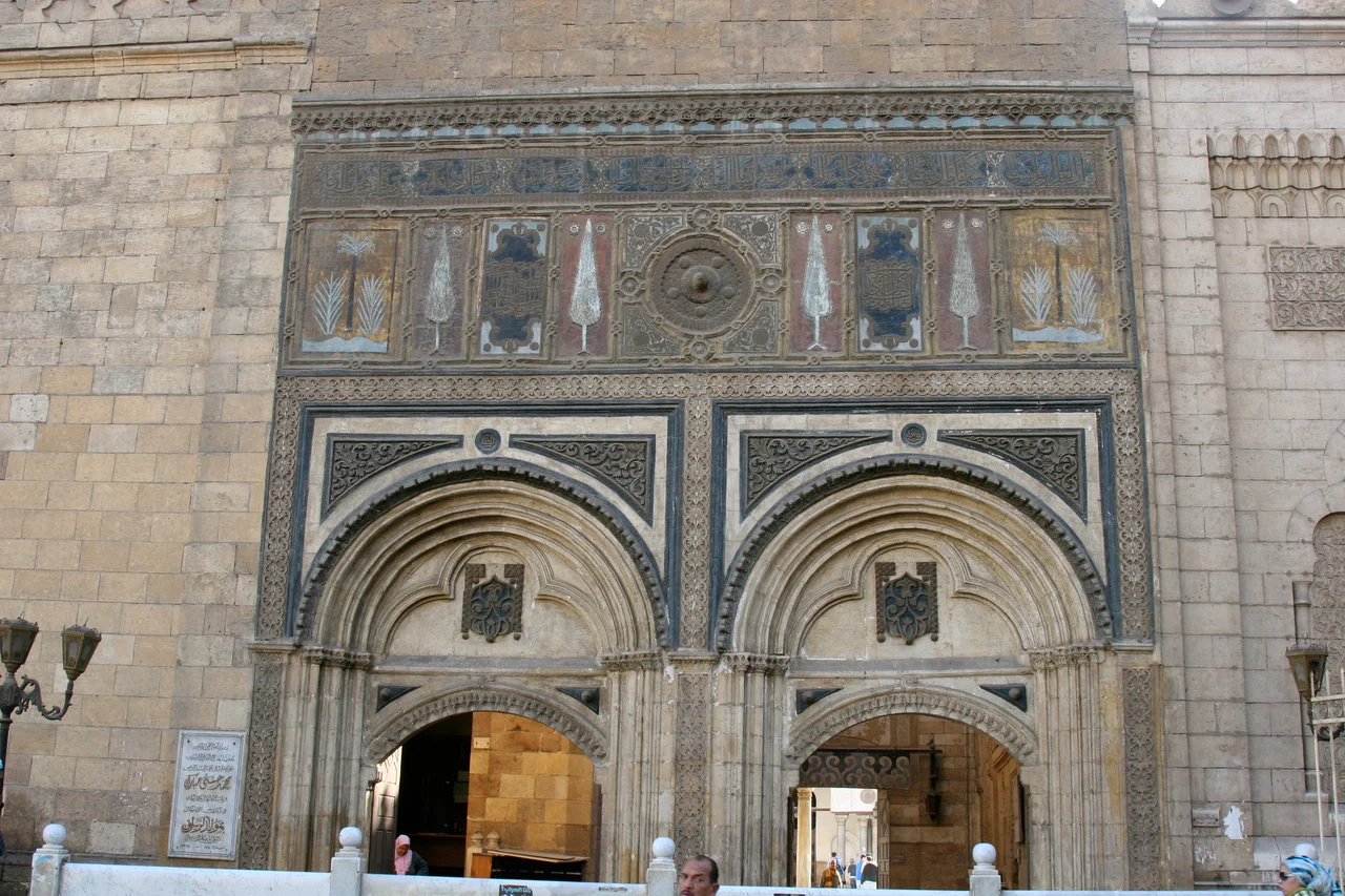 Bab al-Muzaynin (Gate of the Barbers)
Main entrance to Al-Azhar Mosque