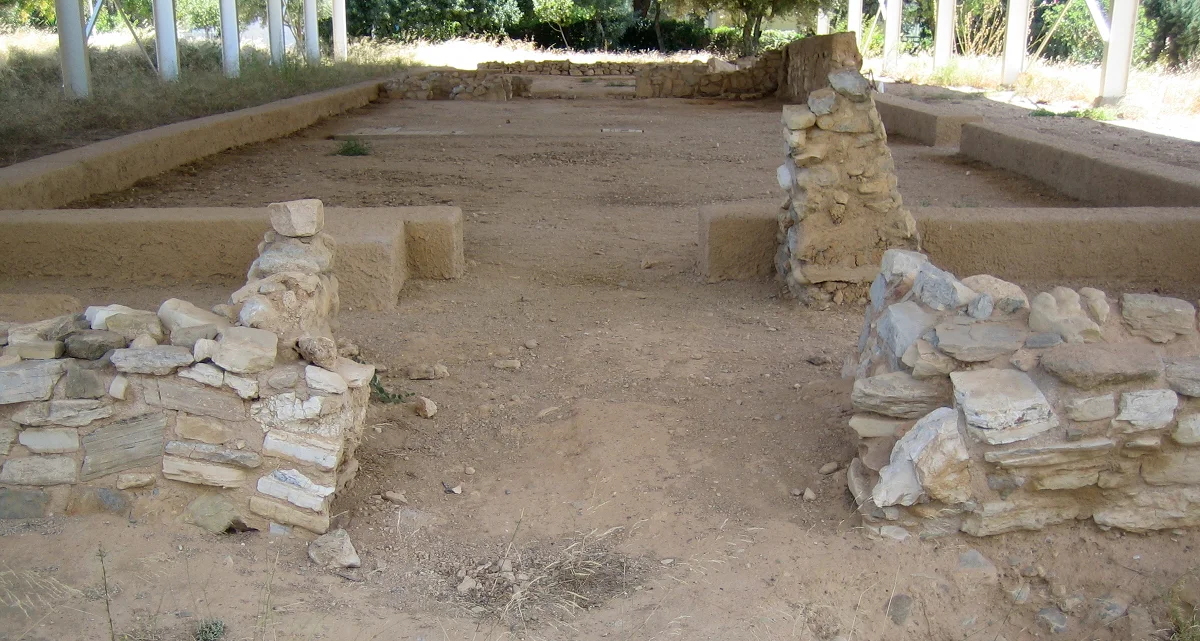 Protogeometric building (Xth century BC) excavated in Lefkandi, a coastal village on the island of Euboea (Greece). As seen from the main door.