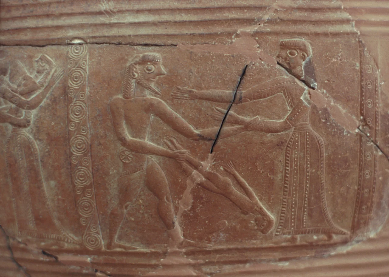 The sacking of Troy. Detail of relief. Orientalizing pithos from the years 675-650 BC, found of Mykonos. Archaeological Museum of Mykonos, Inv. 2240.