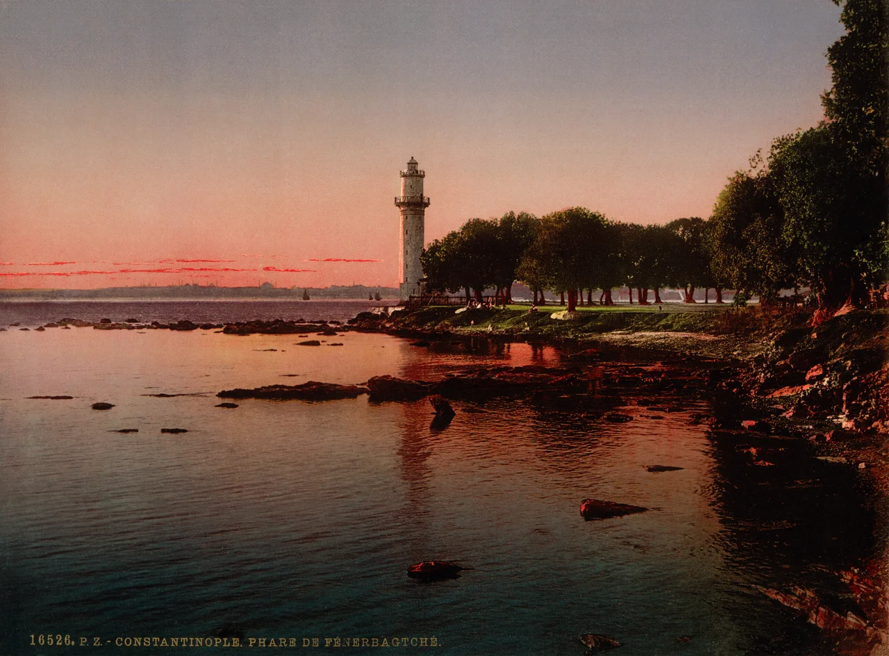 16526 P.Z. Constantinople, phare de Fénerbagtché. Photochrom print by Photoglob Zürich, between 1890 and 1900.
From the Photochrom Prints Collection at the Library of Congress
More photochroms from Turkey | More photochrom prints

[PD] This picture is in the public domain