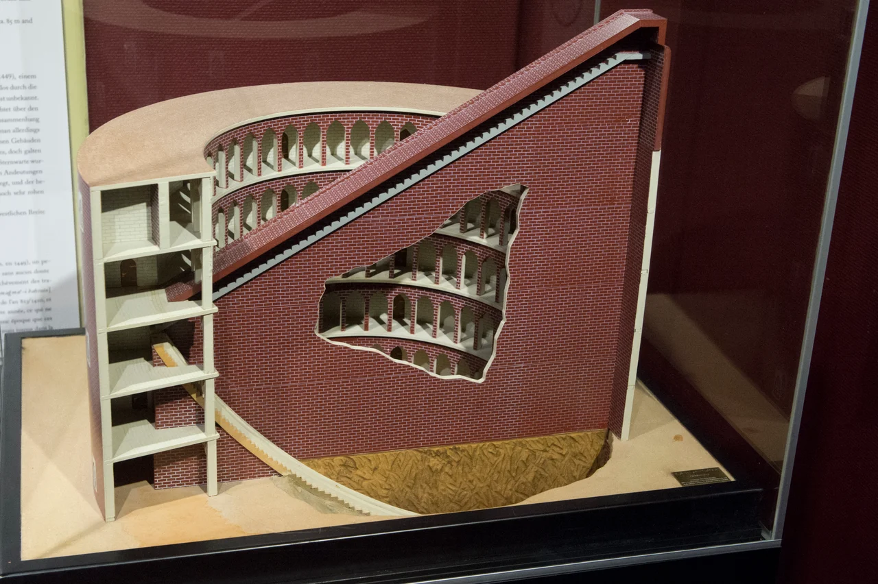 Model of the observatory of Samarkand, from about 1420, which has been rediscovered in the early 20th century.